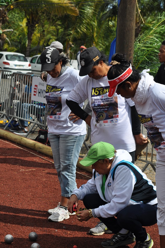 A qui est le point????? A qui est le point?????