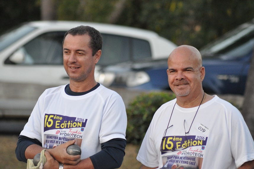 Pause photo! Pause photo!