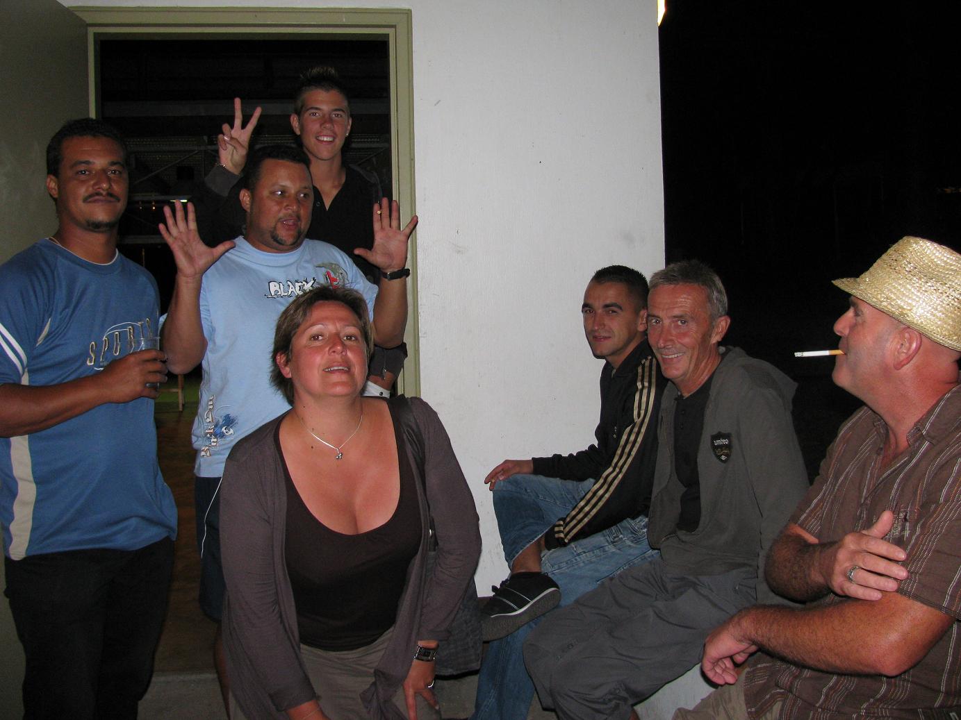 Tout le monde s'éclate! Tout le monde s'éclate!