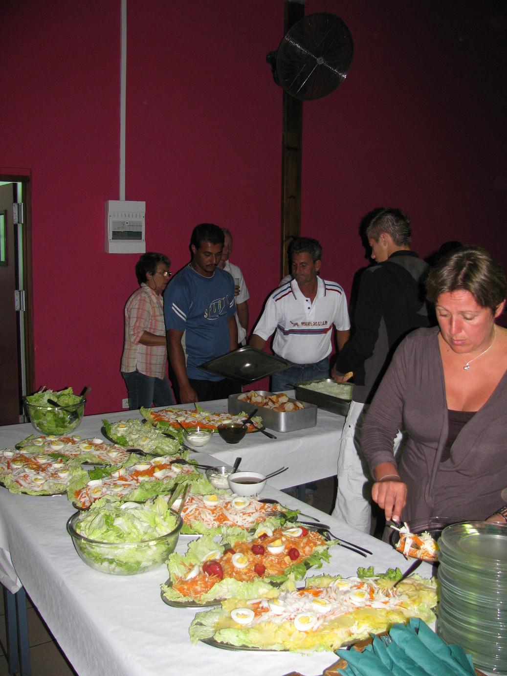 Le buffet est ouvert! Le buffet est ouvert!