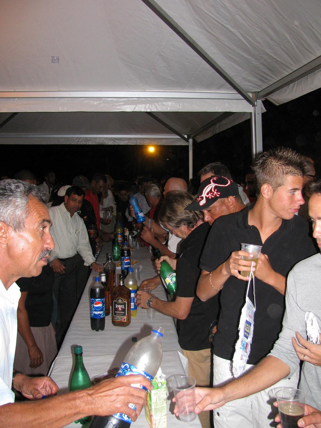 L'apéritif de la cérémonie d'ouverture L'apéritif de la cérémonie d'ouverture