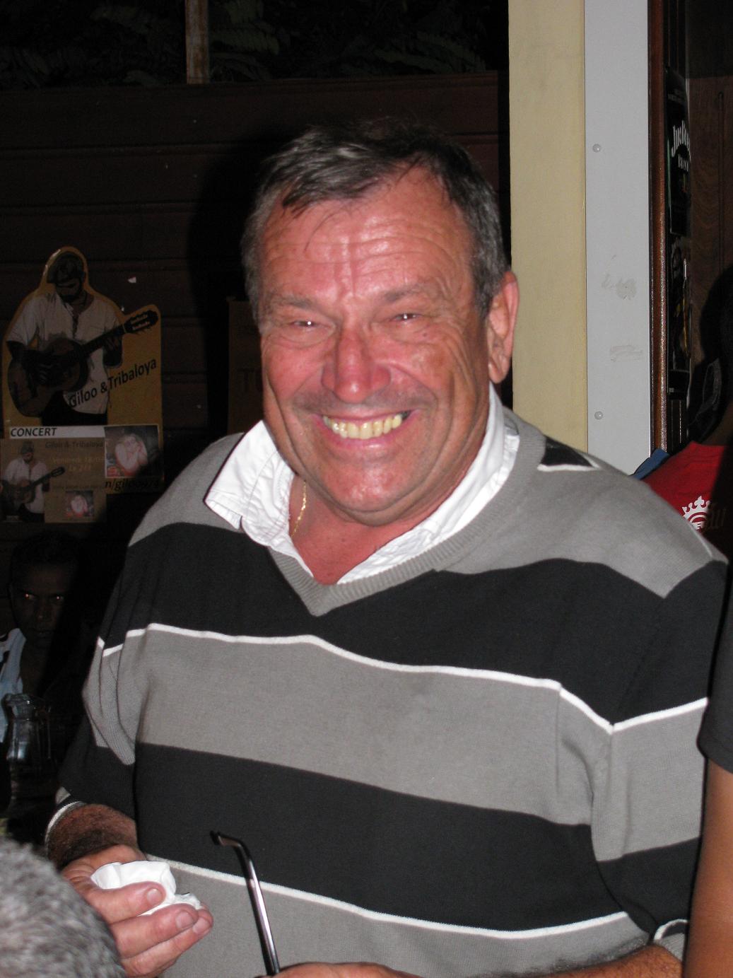 La crise de fou rire de Michel, on adore! La crise de fou rire de Michel, on adore!