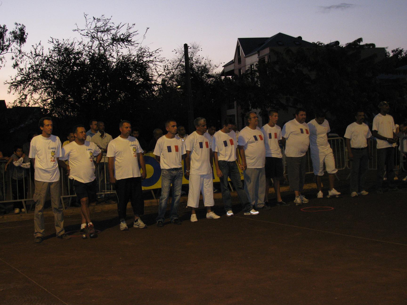 Présentation des équipes pour le tournoi exhibition, à gauche: Christophe/Joël/Robert Présentation des équipes pour le tournoi exhibition, à gauche: Christophe/Joël/Robert