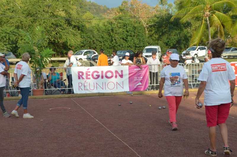 Les dames dans les carrés Les dames dans les carrés