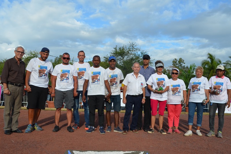 Présentation des équipes finalistes Présentation des équipes finalistes