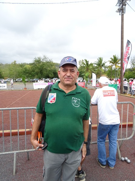 Monsieur Cadoret l'arbitre officiel du Grand Prix