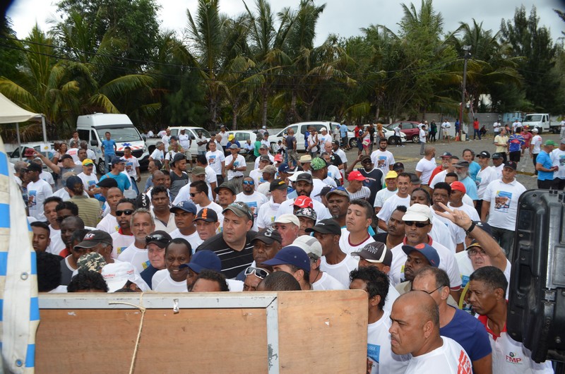 La cohue du tirage au sort! La cohue du tirage au sort!