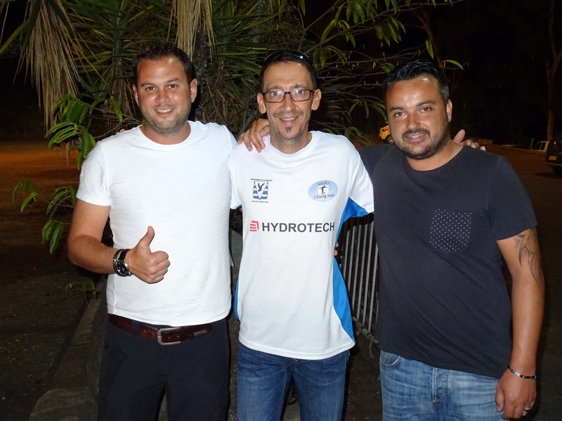 Le Président avec Jessy et Jérémy les invités métropolitains Le Président avec Jessy et Jérémy les invités métropolitains