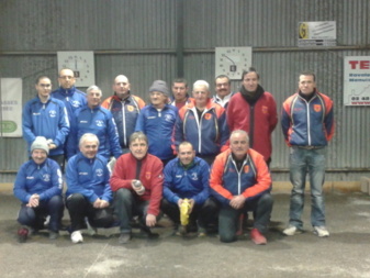 L'usf Pétanque première division contre St germain du Puy.