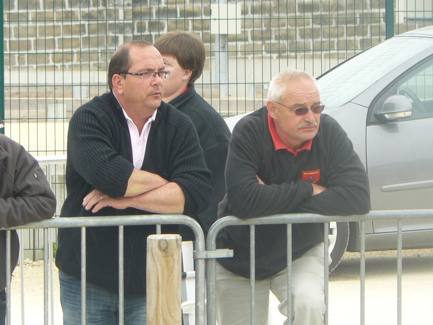 DEBUT DE SAISON A L'USF PETANQUE.