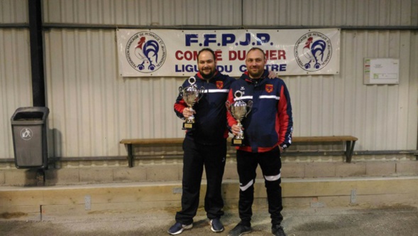 Mickaêl JACQUET en compagnie de Florent CLAVIER : Champion du Cher Provençal 2018.