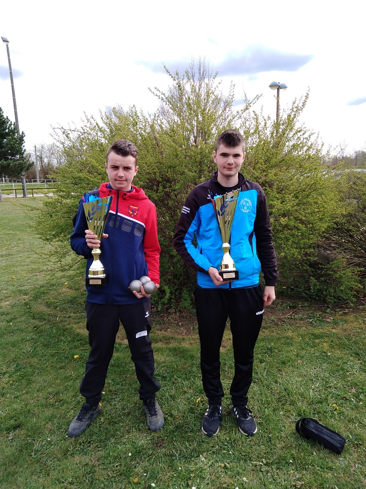 Kylian BOUCHEZ et Mathis FREVILLE Champion Juniors 2019 Kylian BOUCHEZ et Mathis FREVILLE Champion Juniors 2019