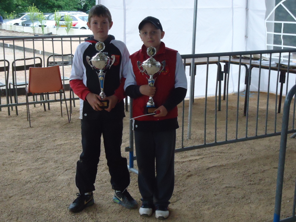 QUENTIN et BAPTISTE 1/2 finaliste du chpt minime doublettes 2013.