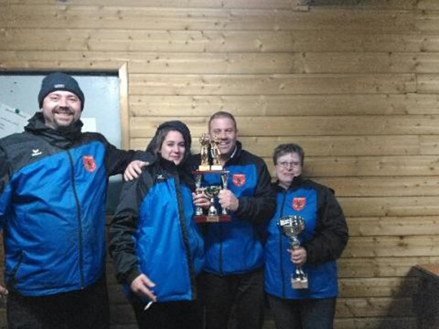 Nos florentaises et florentais en finale du concours à Chateauneuf. Nos florentaises et florentais en finale du concours à Chateauneuf.