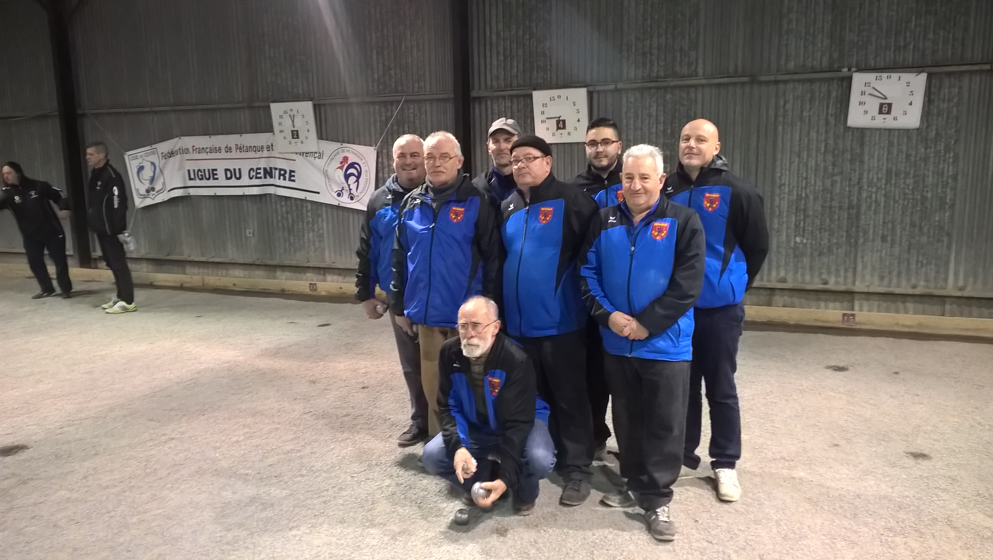 La troisième déjà bien affutée puisqu'elle s'impose sur le score de 30 à 6 face au Bois d'yèvre 2. La troisième déjà bien affutée puisqu'elle s'impose sur le score de 30 à 6 face au Bois d'yèvre 2.