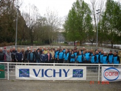 une partie de l'effectif de vichy pétanque  une partie de l'effectif de vichy pétanque